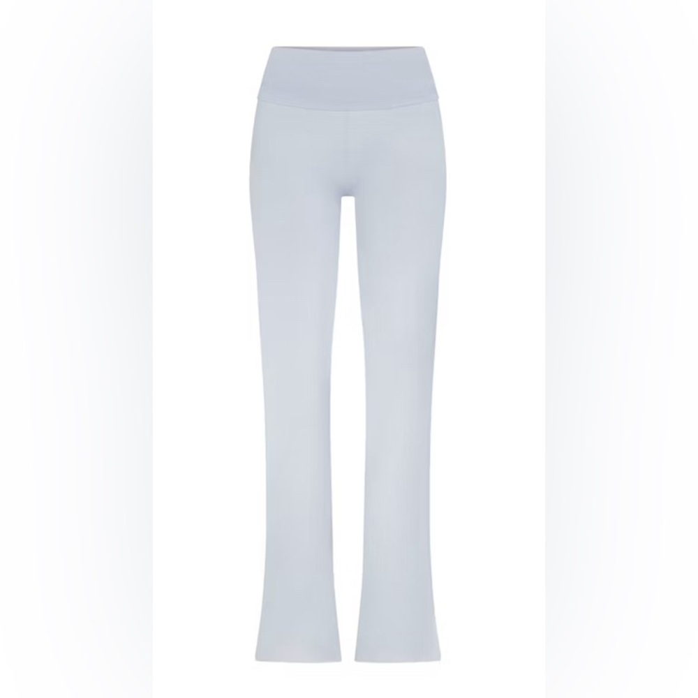 SKIMS Cotton Jersey Foldover Pant in Limited Edition Zen Blue - Picture 5 of 8